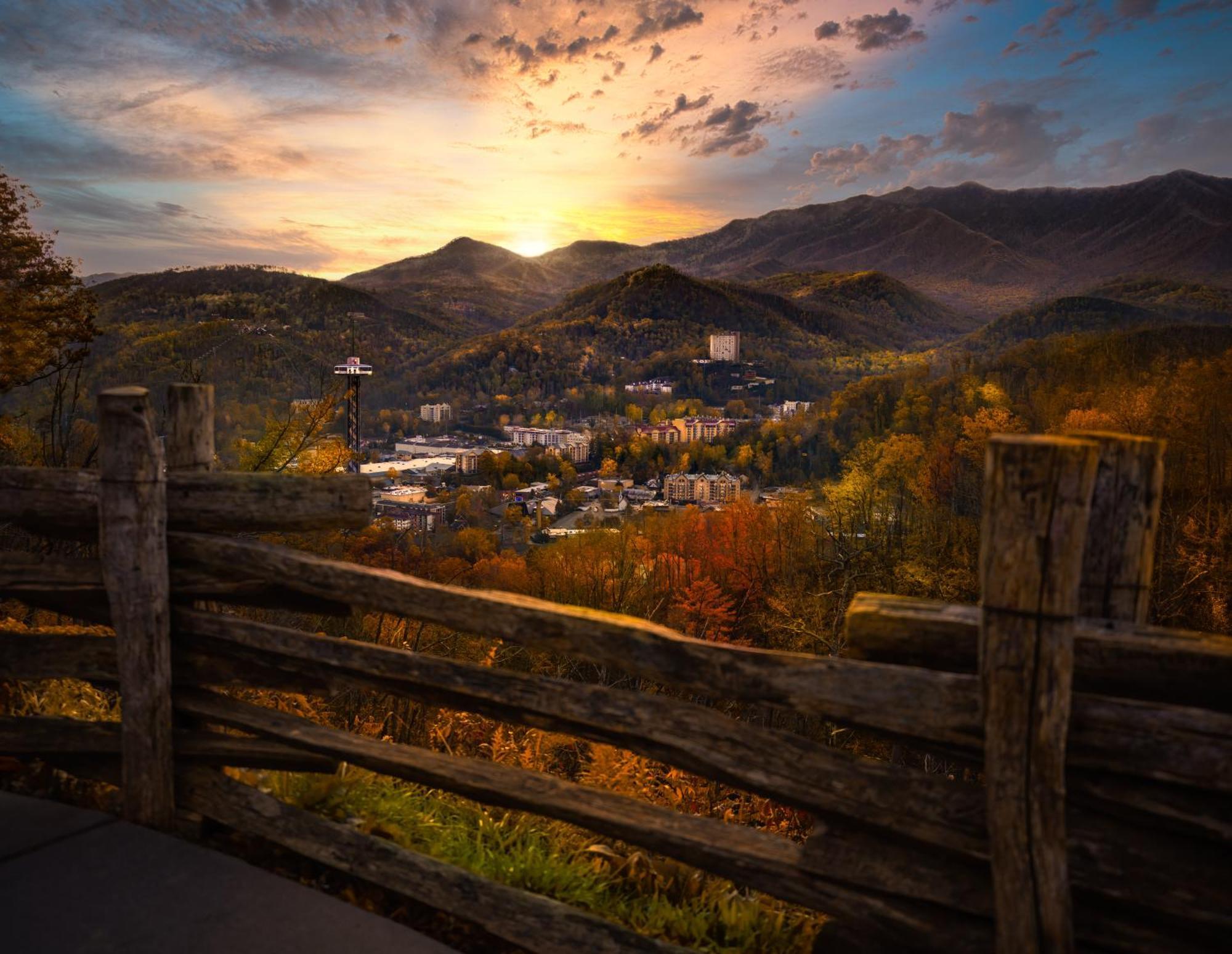 The Cozy Cove, Hot Tub, Wifi, 1089 Free Tickets Each Paid Day, Dollywood And More Sevierville Exteriör bild